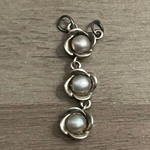 Pandora 3 wishes grey pearl pendant